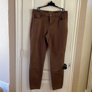 Style & Co skinny jeans